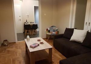Katehaki Metro Flat
