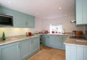 KEEN COTTAGE, family friendly, character holiday cottage in Kingham
