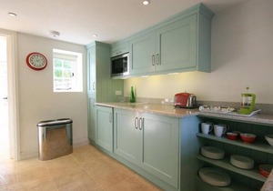 KEEN COTTAGE, family friendly, character holiday cottage in Kingham