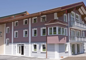 Kehlstein, 1-2 Pers., 80 m², Schlafzimmer, Wohnzimmer, Kochnische, Badewanne, Dusche und WC, Terrasse