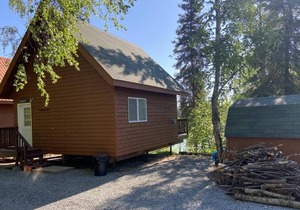 Kenai Riverfront Chalet Centrally Located on the Kenai Peninsula