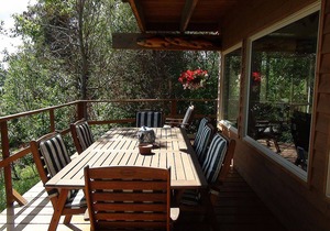 Kenai Riverfront Chalet Centrally Located on the Kenai Peninsula