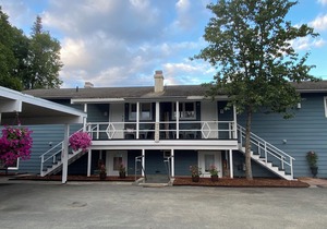 Kenai - Two Blocks to the Beach/Mouth of the Kenai River