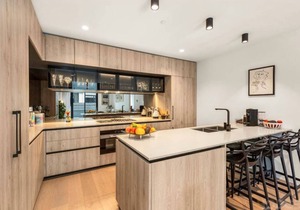 Kew 8 Night Stay Min Max 2 adults
