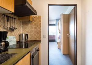 Kiefer (A907) by Interhome