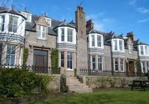 Kilmarnock Arms Hotel