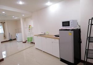 Kim​ Banpong