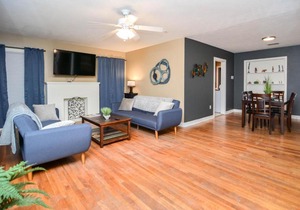 ◈ King's Retreat ◈ 3BR/2BA ◈ 1/2 mile to Tech