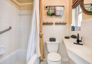 King Suite with bath