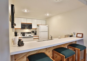 Kitchen, Jacuzzi Tub, Washer and Dryer. Trout Creek Condo #58 - 3 Bedroom Loft, 2 Baths