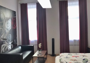 Kleinwohnung - Gute Verkehrsanbindung - Beim Reumannplatz