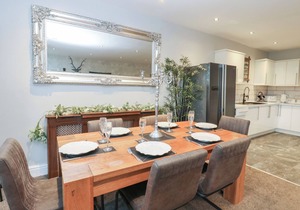 KNIGHTS CORNER STANHOPE CASTLE, pet friendly in Stanhope