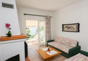 Kolios Seaside Apartments