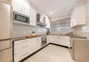 KOZYGURU LEICHHARDT COZY HOLIDAY 3 BED HOME + FREE PARKING-NLE367