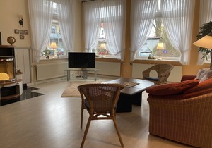 "krähenhorst" Wohnen mit Charme auf 100 m² in der Historischen Villa Seeperle
