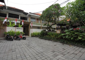 Kuta Suci Beach Hotel