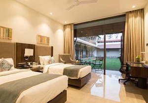 Kwality'S Motel Shiraz