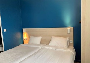 Kyriad Direct Dreux