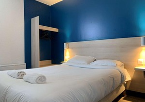 Kyriad Direct Dreux