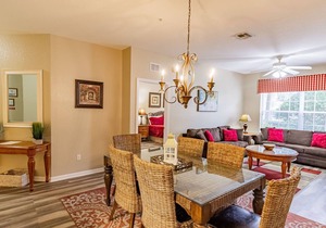 **L@@K** Windsor Hills Resort! ~ 3BD/2BA ~ Sleeps 7!