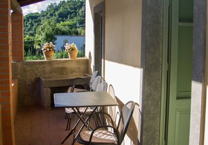 La Casatorre di Ponticello. Casale di campagna con ampio giardino e piscina