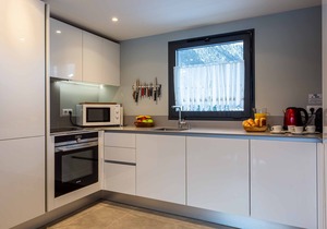 La Cordee 124 Apartment - an apartment sleeping 6 with parking & pool