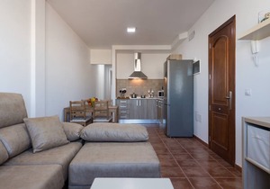 La Madera 2B Urban Home Near the Airport Wifi