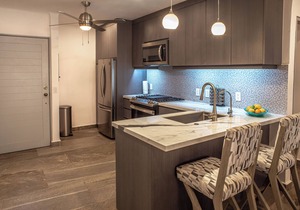 La Palapa beachfront fully renovated condo! In the heart of the Romantic Zone.