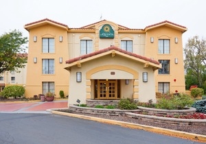 La Quinta Inn by Wyndham Chicago O'Hare Airport