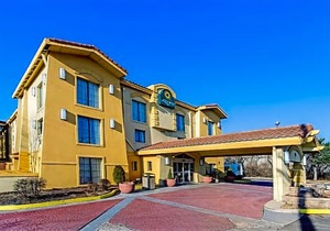 La Quinta Inn by Wyndham Chicago O'Hare Airport