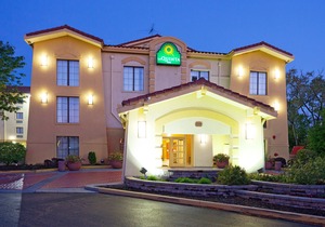 La Quinta Inn by Wyndham Chicago O'Hare Airport