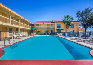 La Quinta Inn by Wyndham Eagle Pass