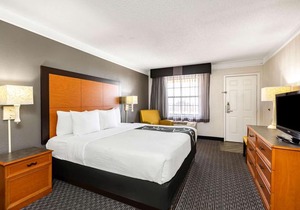 La Quinta Inn By Wyndham El Paso - Airport