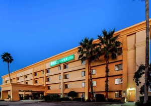 La Quinta Inn & Suites Houston Baytown East