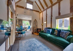 Lady Cottage