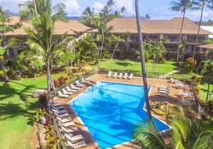 Lae Nani 336. Top floor 2-bedroom condo with beautiful ocean views at attractive rates.