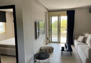 Lagonisi Luxury appartment by the sea 1