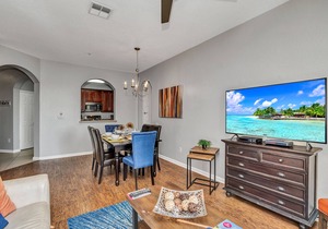 Lake and Sunset views * Renovated * near Convention Center!