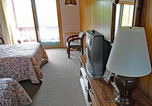 Lake Fanny Hooe Resort- 2nd floor, 2 bed with Balcony