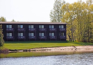Lake Fanny Hooe Resort - 2 bed with Balcony B
