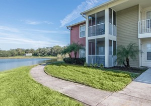 Lake Front - Corner Unit - 2 Bedroom 2 Bath