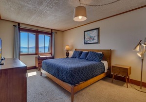 Lake Front w/Panoramic View-Steps to Shore-Pier/Pool/Tennis-Walk to Tahoe City!