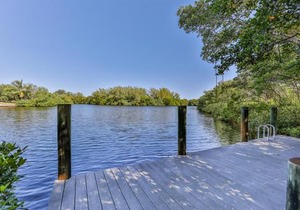 Lake Palms 1
