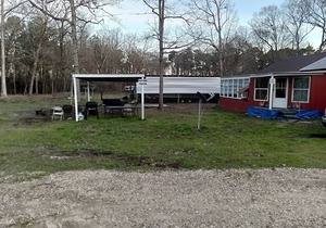 Lake Sam Rayburn Cabins, Back Cabin #2 at Monterrey Park an Boat Launch area # 2