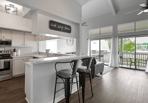 Lake-View Condo with Balcony, Pool, Lake Access, and Fully Equipped Kitchen—Perfect Getaway Spot!