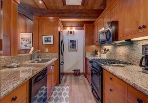 Lake View|Pool|Pier|Bouys|Pickleball|Walk to town