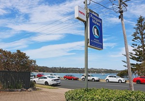 Lake Views @ Penguin Mews - Unit 1 - 3+ nights