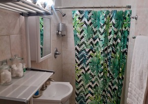 Lake Worth Studio-B Suite 5 miles from the Beach
