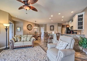 Lakefront Balcony and Pool Access Camdenton Condo