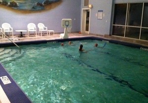 Lakefront Condo 3 bed/2 bath, Sleeps 8, Private Beach